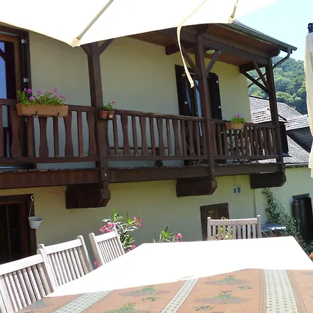 D'hotes Vignes Bed & Breakfast Beaucens