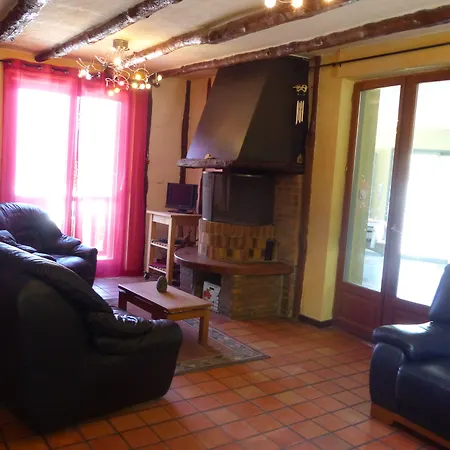 D'hotes Vignes Bed & Breakfast Beaucens