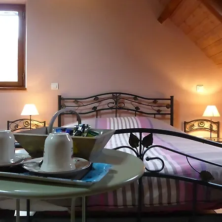D'hotes Vignes לינה וארוחת בוקר